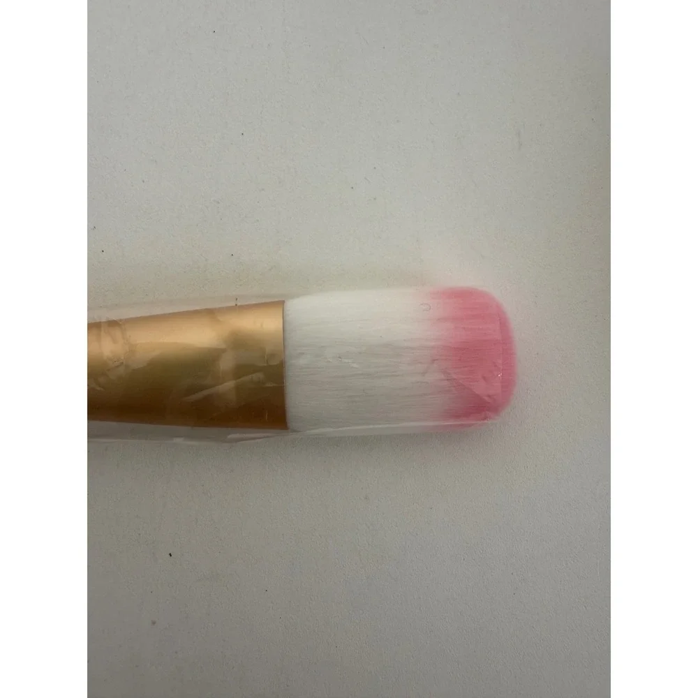Too Faced Makeup Brush Women's One Size Foundation Powder Ombre Synthetic Pink‎